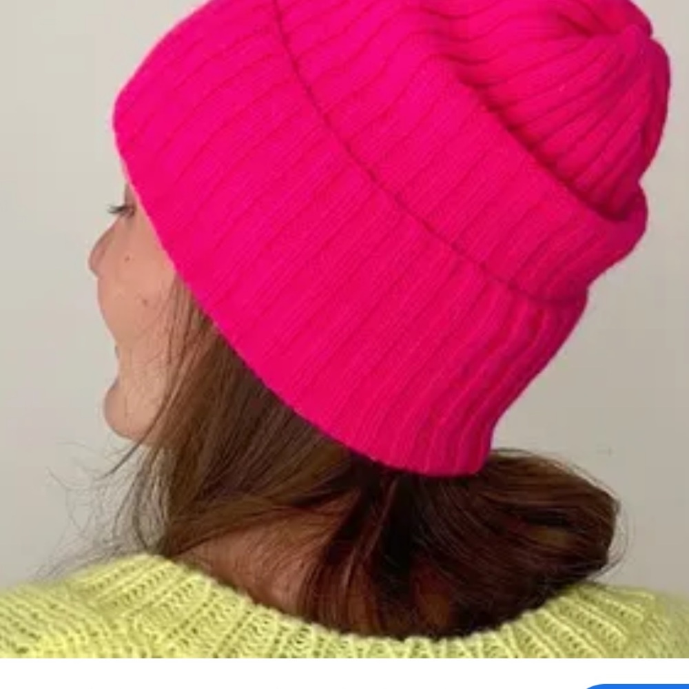 3M Thinsulate Pink Knit Hat Cuffed Design